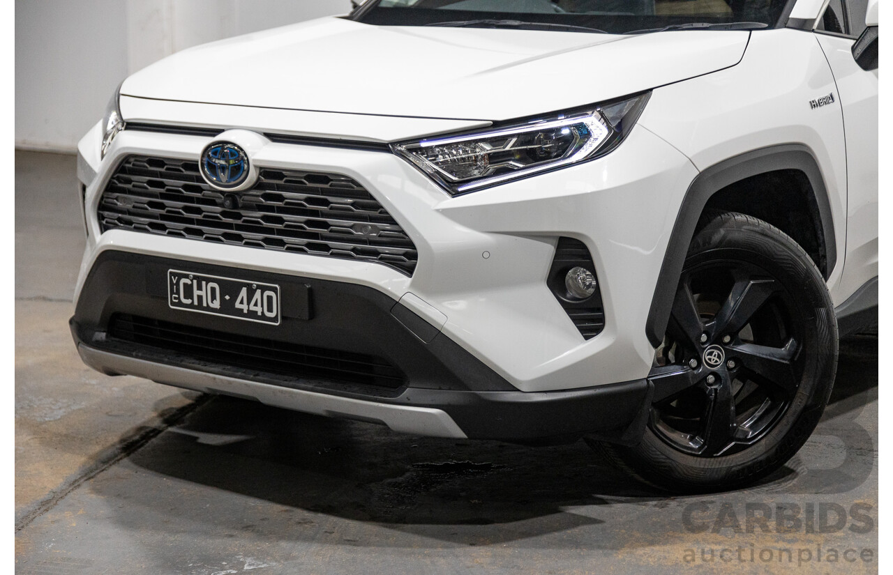 10/2019 Toyota RAV4 Cruiser Hybrid eFour (AWD) AXAH54R White 4d Wagon 2.5L - Hybrid