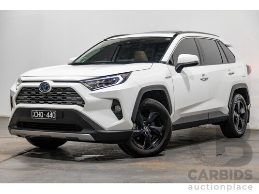 10/2019 Toyota RAV4 Cruiser Hybrid eFour (AWD) AXAH54R White 4d Wagon 2.5L - Hybrid