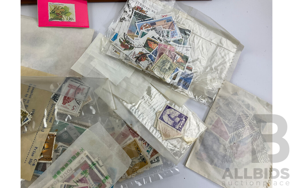 Collection of Vintage International Stamps Including Republic of China 1985 Album, First Day Covers and 1983 PNC, Isreal, Poland, Japan, Jamaica, New Zealand and More