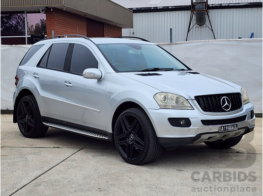 10/2005 Mercedes-Benz ML 500 Luxury (4x4) W164 4d Wagon Silver 5.0L