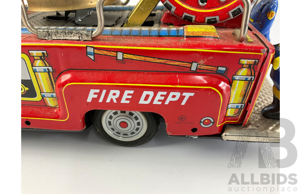 Vintage Kokyu Pressed Steel Fire Truck with Automated Bell and Ladder, Made in Japan