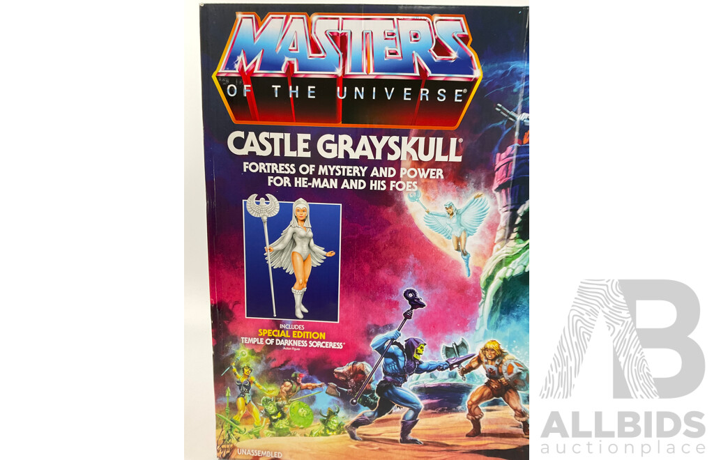 Mattel 2020 Masters of the Universe Castle Grayskull 'Fortress of Mystery and Power for He-Man and His Foes' in Sealed Packaging