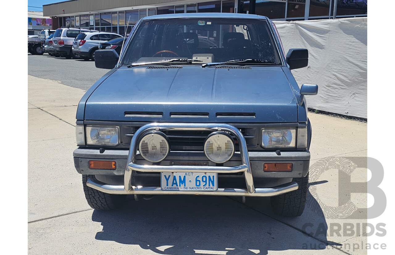 1/1992 Nissan Terrano R3M (4x4)  Wagon Turbo Diesel Blue 2.7L