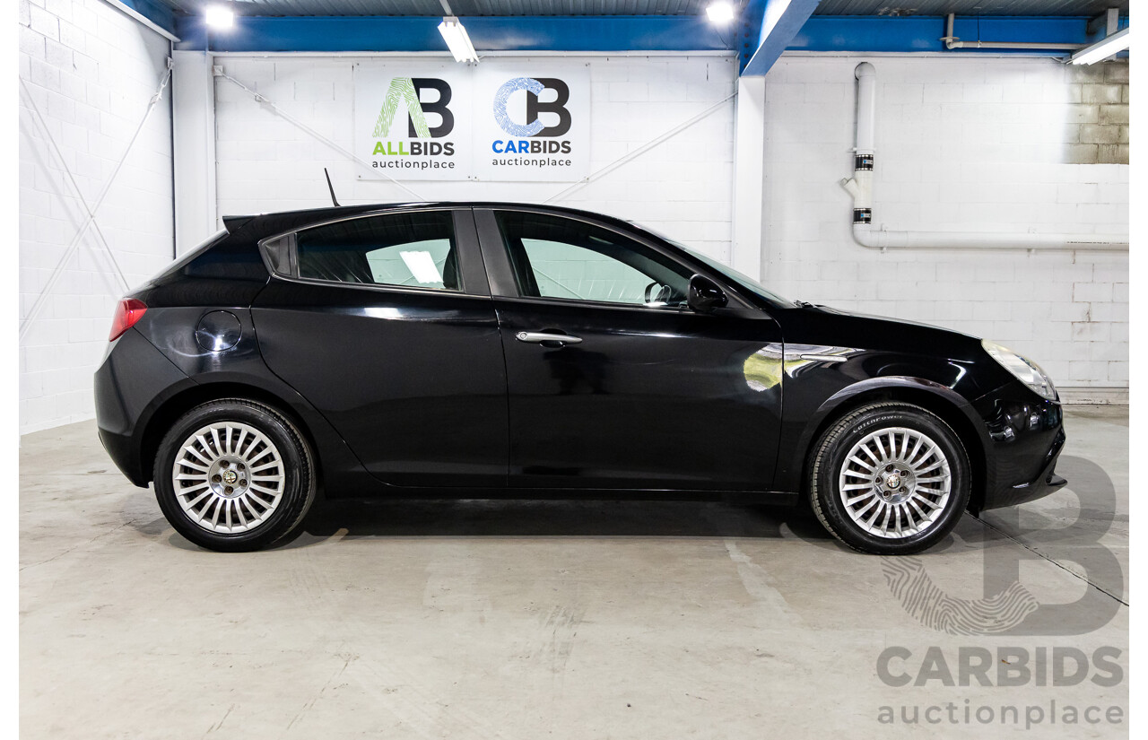 9/2013 Alfa Romeo Giulietta 1.4 5d Hatchback Alfa Black Turbo 1.4L