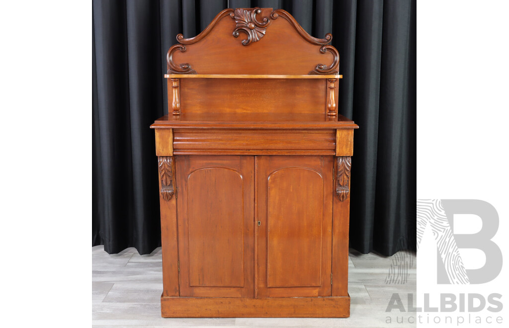 Small Victorian Cedar Chiffonier