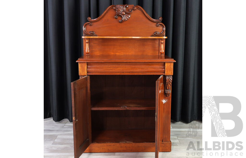 Small Victorian Cedar Chiffonier