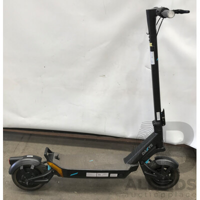 Daxys (L9P-48V) Bandicoot Electric Scooter