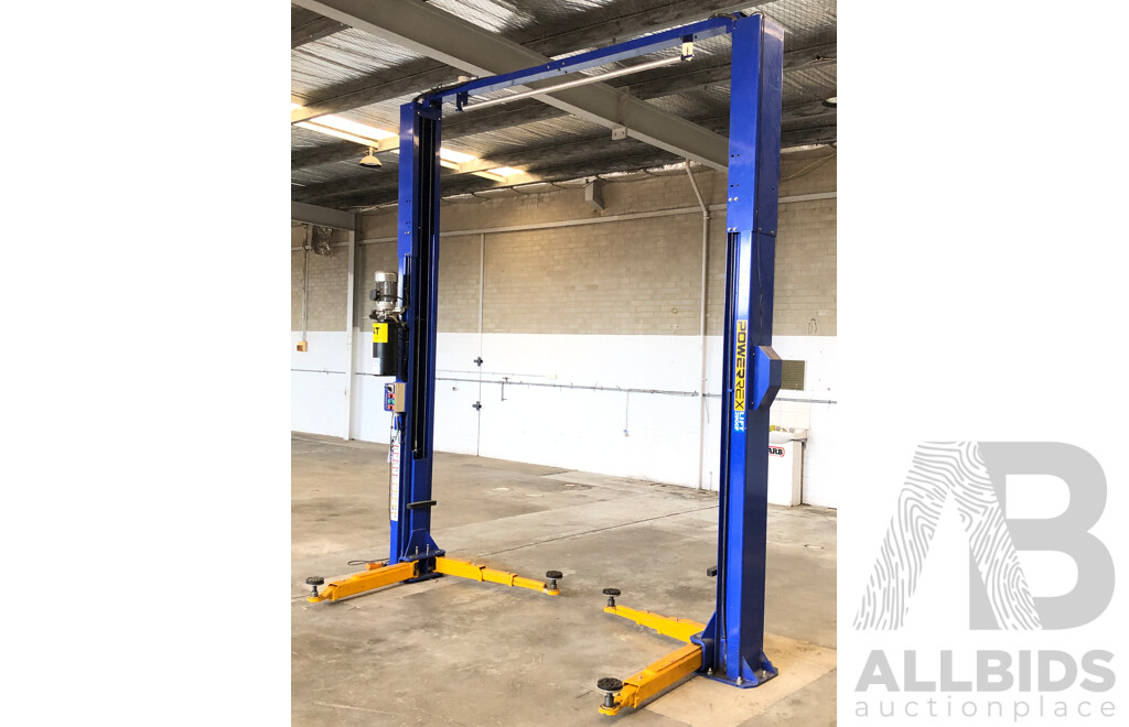 PowerRex 2 Post Wide Body Hoist with 4 Tonne Lift Capacity