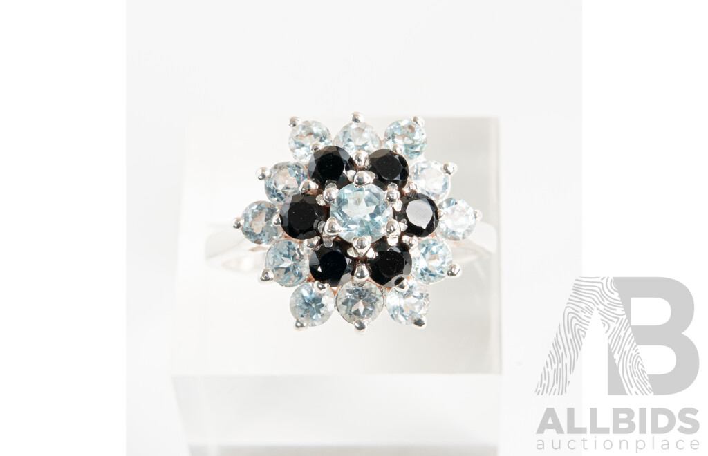 NEW - Sterling Silver Topaz & Onyx Cluster Ring, Size T, 5.04 Grams