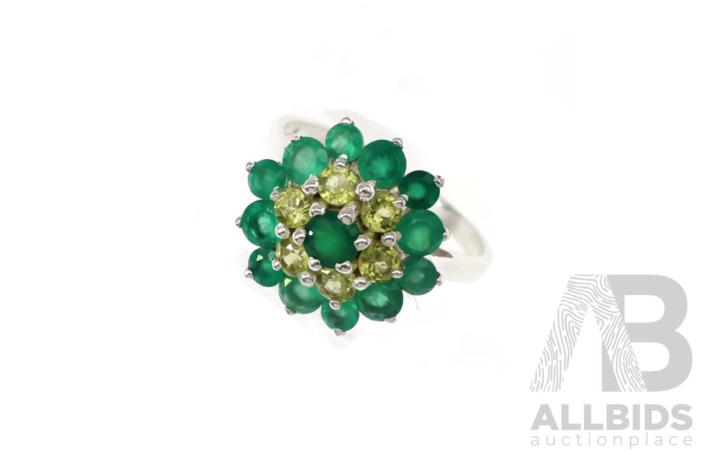 NEW - Sterling Silver Green Onyx & Peridot Cluster Ring, Size S, 4.79 Grams