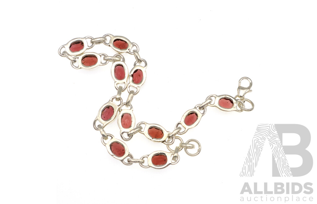 NEW - Sterling Silver Garnet Gemstones Bracelet, 21.5cm, 10.87 Grams