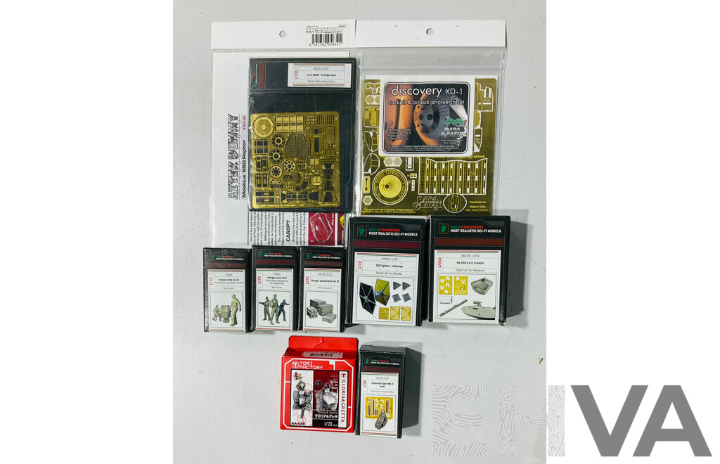 Collection of Scale Model Kits and Accessories From Greenstrawberry and More