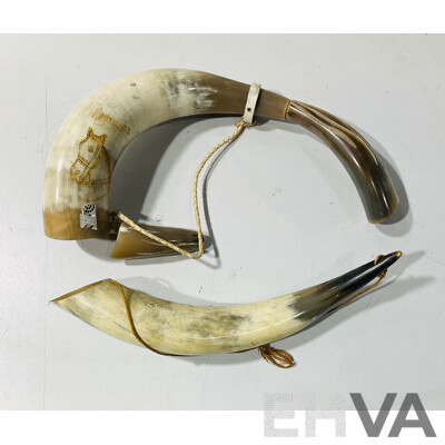 Collection of Reproduction Horn Items Including Horn Flask and More