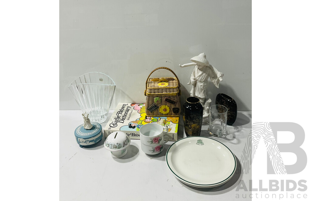 Collection Home Decorator Wares