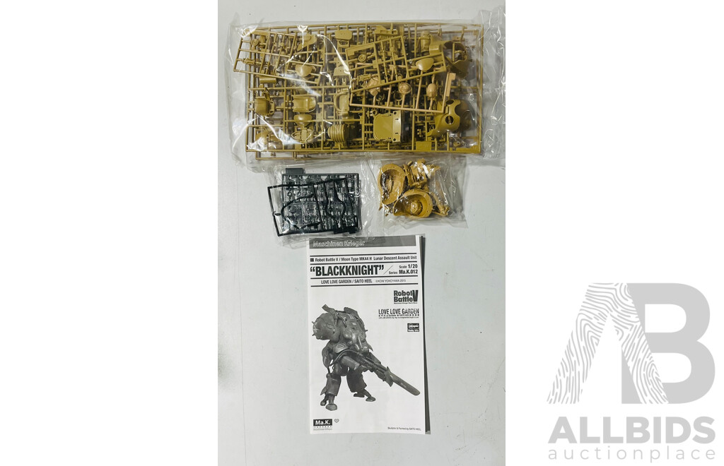 Maschinen Kreiger Robot Battle V Moon Type MK44 “blackknight” 1/20 Scale Model