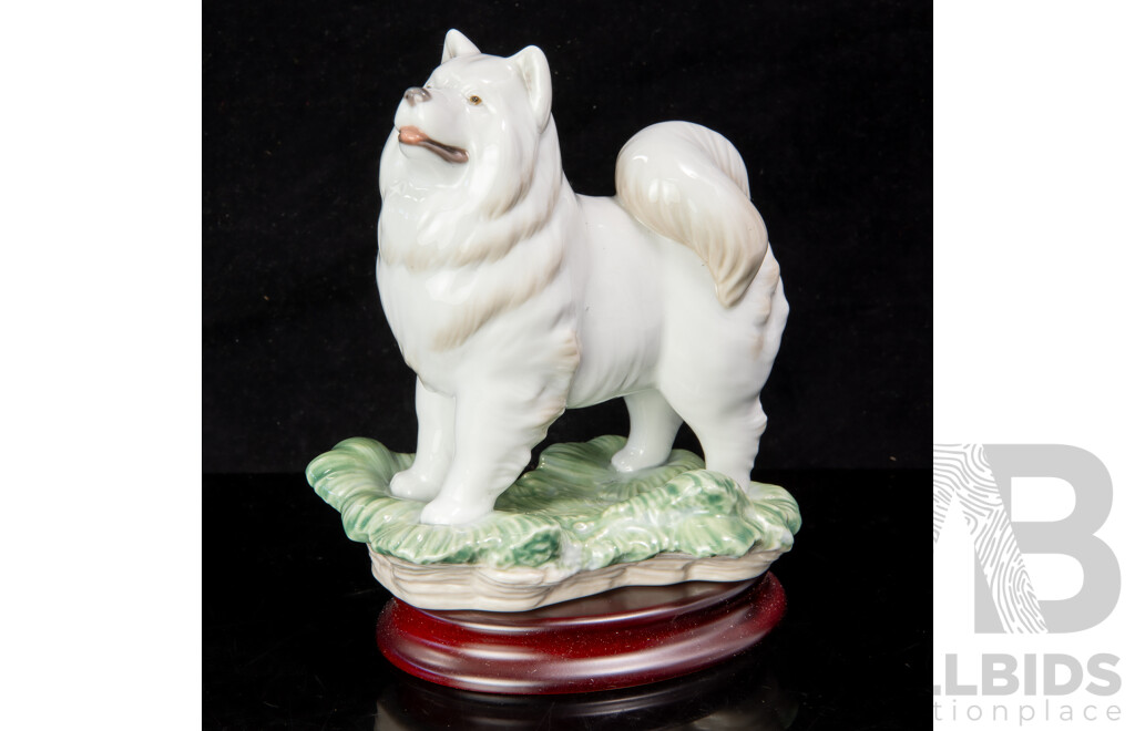 Lladro Chinese Zodiac Collection Porcelain Dog Figure with Stand in Original Box