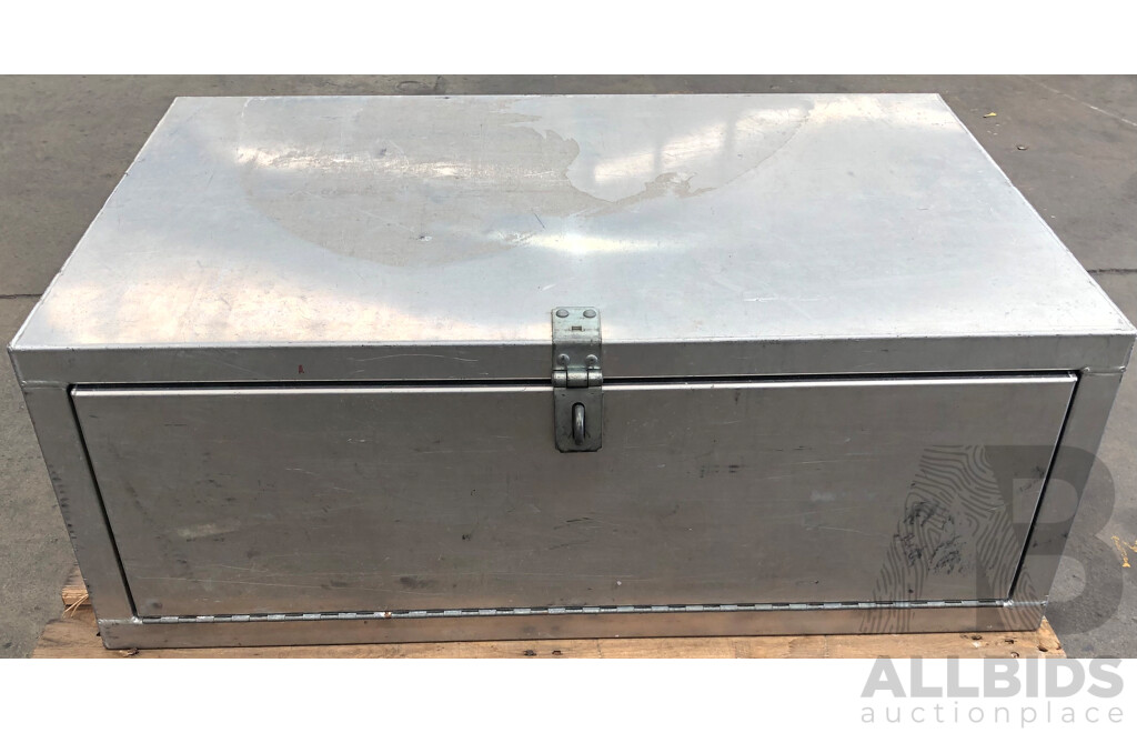 Heavy Duty Aluminium Ute/Truck Toolbox with Hinged Door