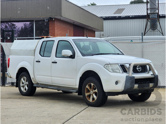 7/2014 Nissan Navara ST (4x4) D40 MY12 UPGRADE Dual Cab P/Up White 2.5L