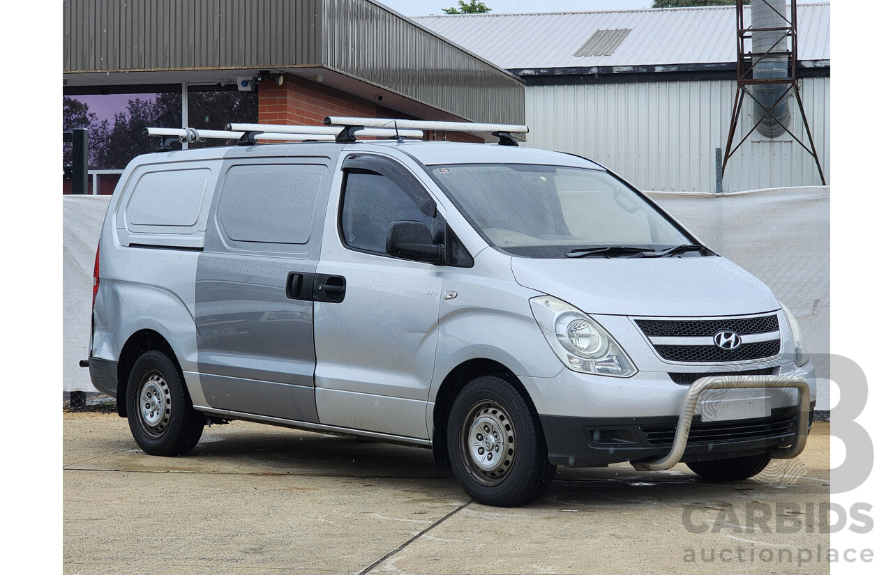 7/2008 Hyundai Iload  TQ 4d Van Silver 2.5L