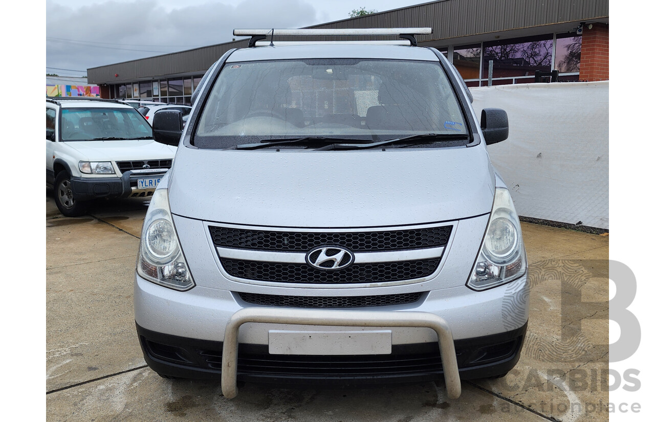 7/2008 Hyundai Iload  TQ 4d Van Silver 2.5L