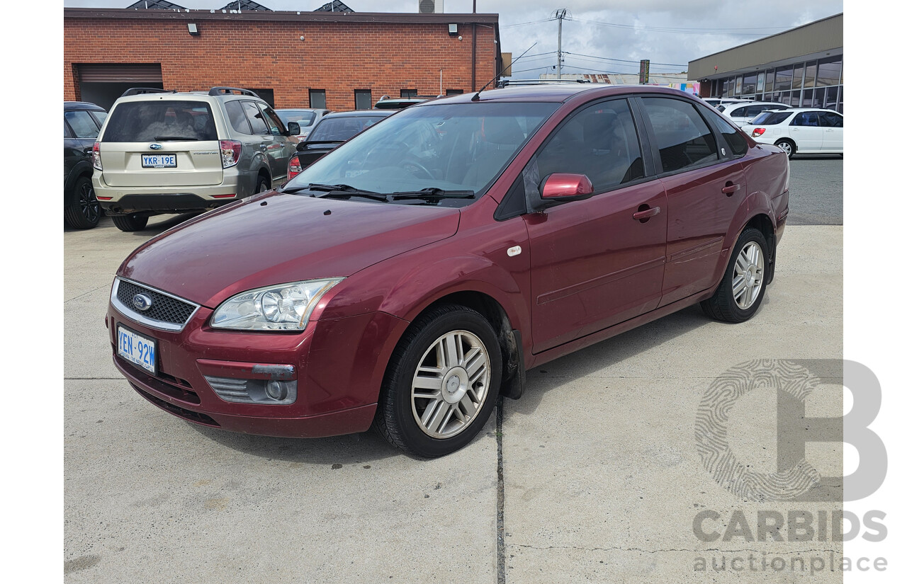 8/2006 Ford Focus GHIA LS 4d Sedan Red 2.0L