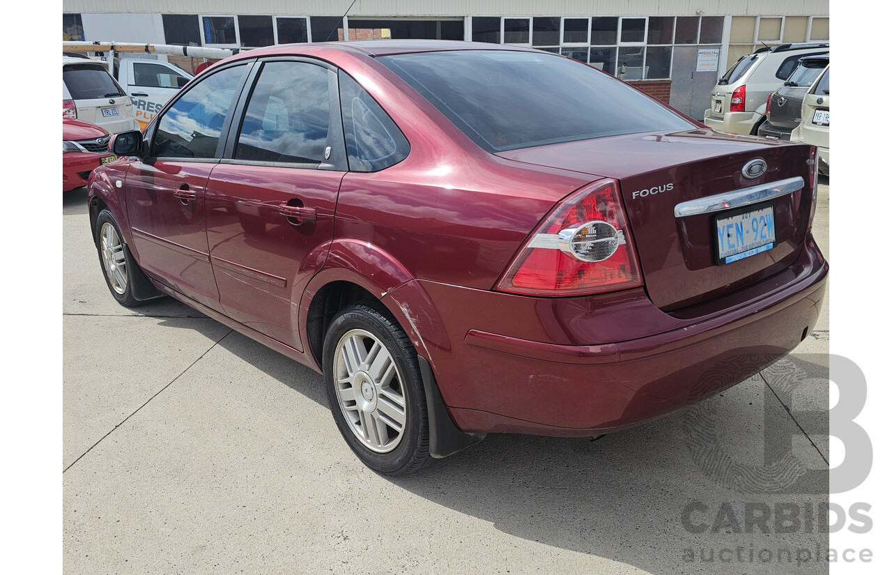 8/2006 Ford Focus GHIA LS 4d Sedan Red 2.0L