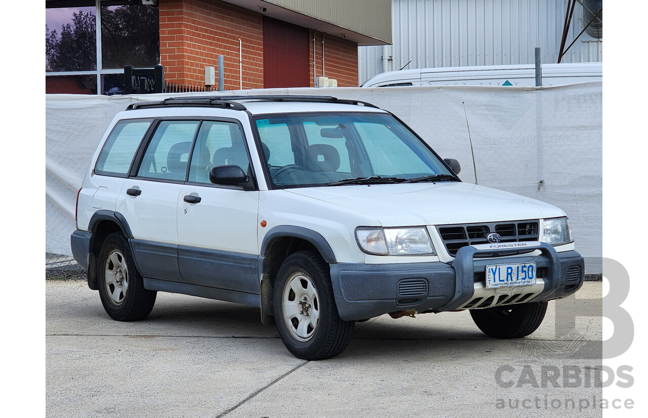 12/1997 Subaru Forester GX  4d Wagon White 2.0L