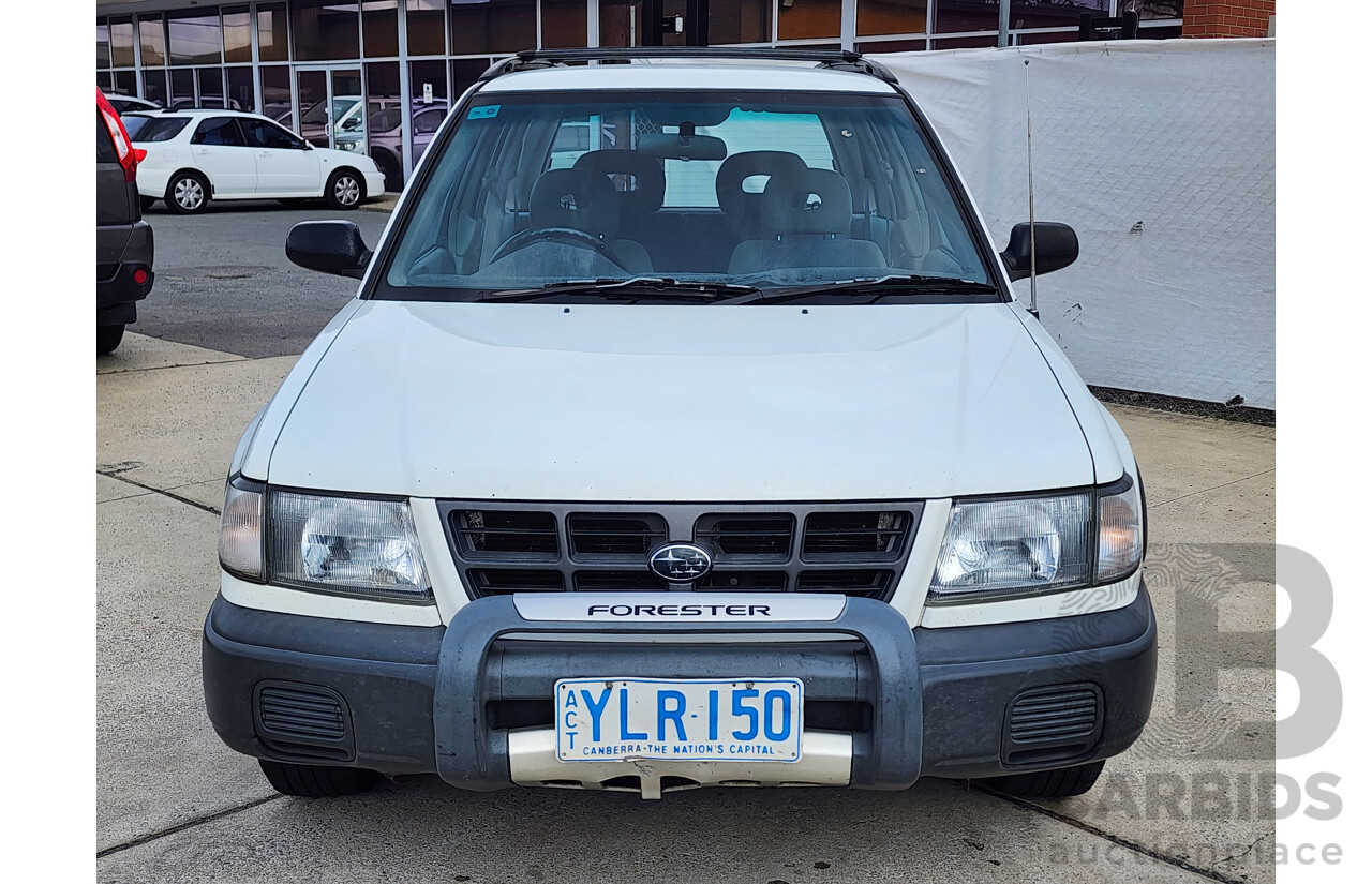 12/1997 Subaru Forester GX  4d Wagon White 2.0L