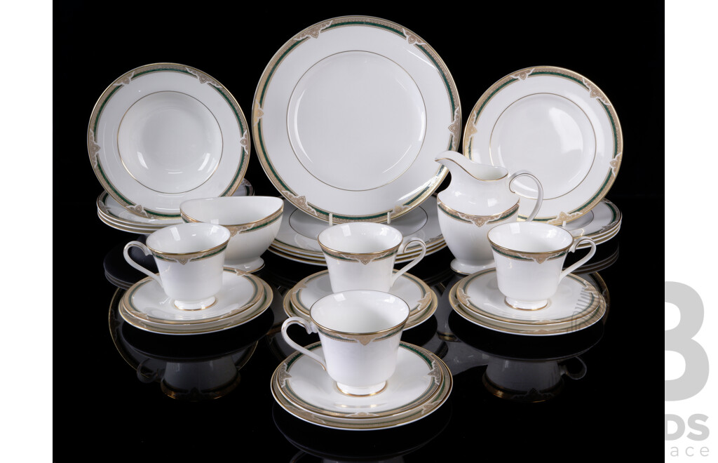 Royal Doulton Porcelain 25 Piece Tea Set in Forsyth Pattern, H 5197