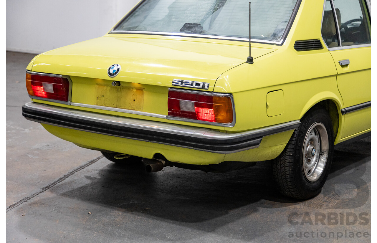 1/1976 BMW 520i 4d Sedan Golf Yellow 2.0L