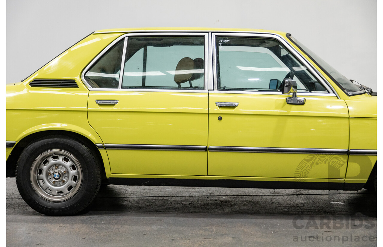 1/1976 BMW 520i 4d Sedan Golf Yellow 2.0L