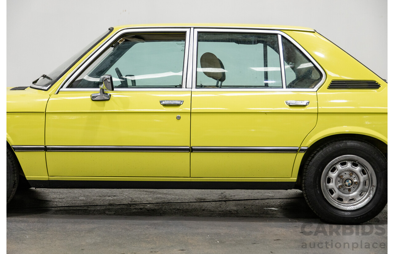 1/1976 BMW 520i 4d Sedan Golf Yellow 2.0L