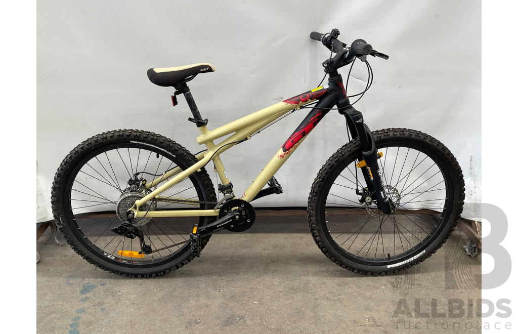 GT Chucker 3.0 Children's Mountain Bike