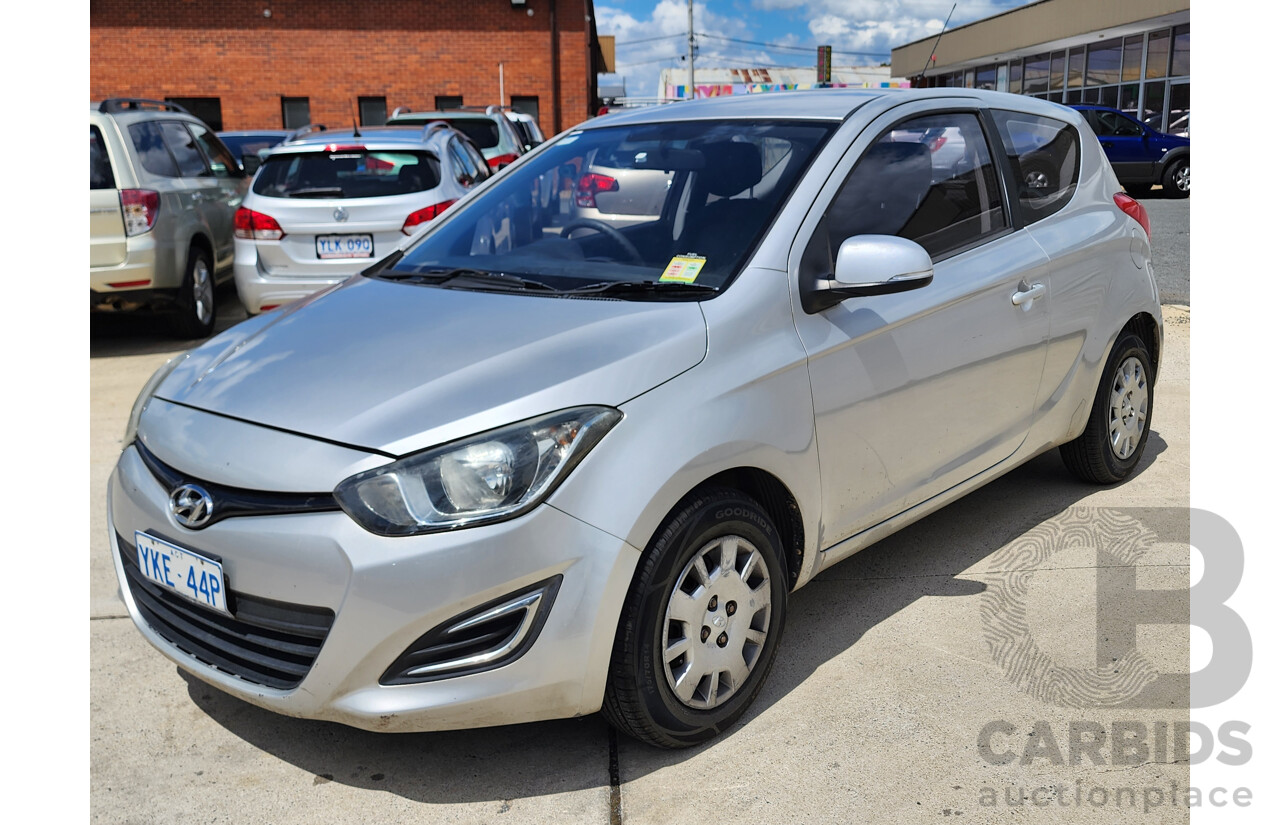 10/2012 Hyundai i20 Active PB MY12.5 3d Hatchback Silver 1.4L