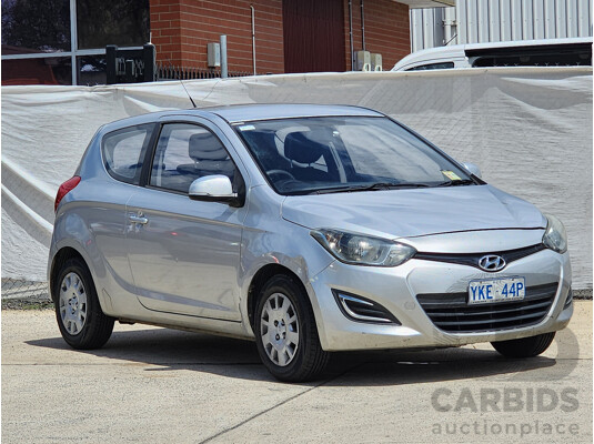 10/2012 Hyundai i20 Active PB MY12.5 3d Hatchback Silver 1.4L