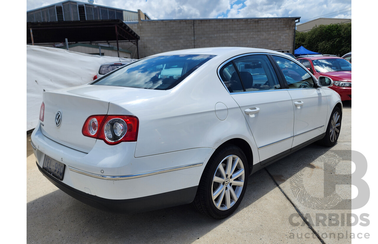 4/2006 Volkswagen Passat 2.0T FSI 3C 4d Sedan White 2.0L