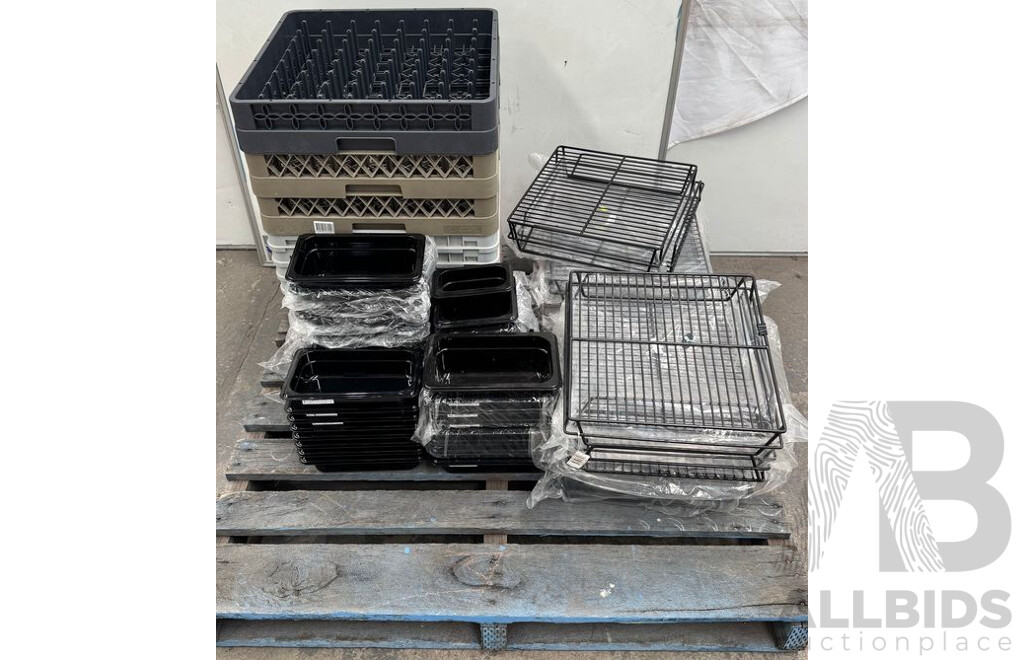 Lot of Bain Marie Trays, Dishwashing Racks and Glass Baskets