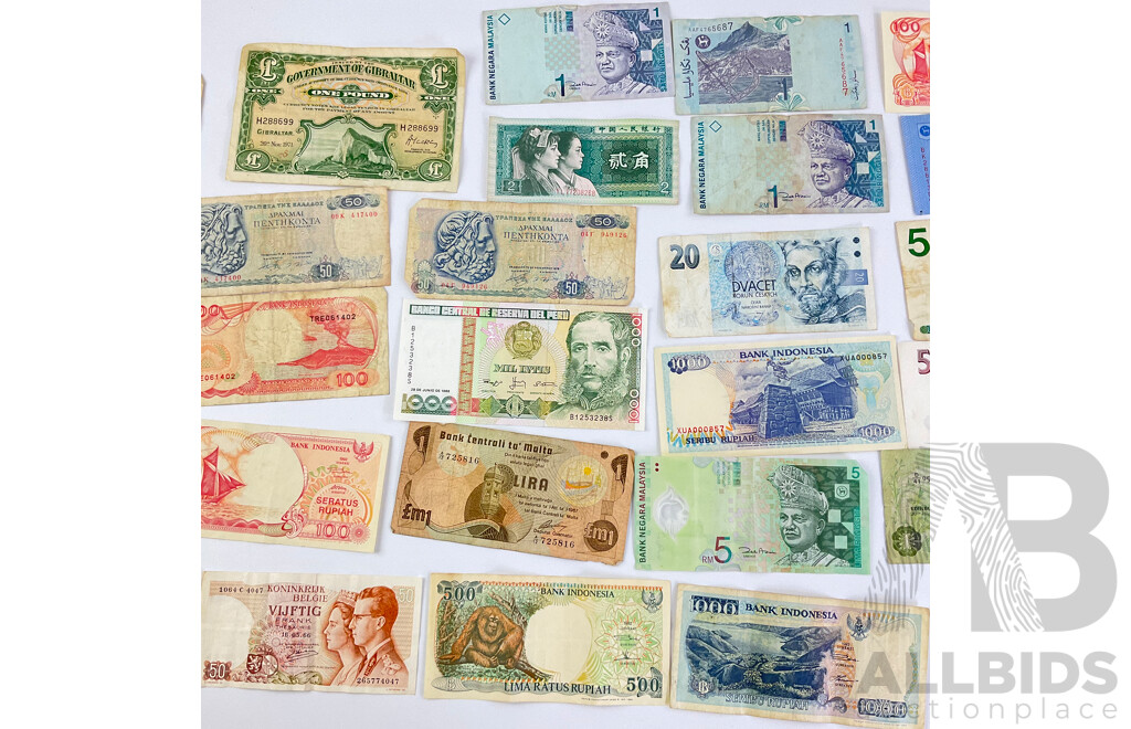 Collection of Vintage International Banknotes Including 1971 Gibraltar and 1981 Scotland One Pound, Indonesia, Peru, Barbados and More