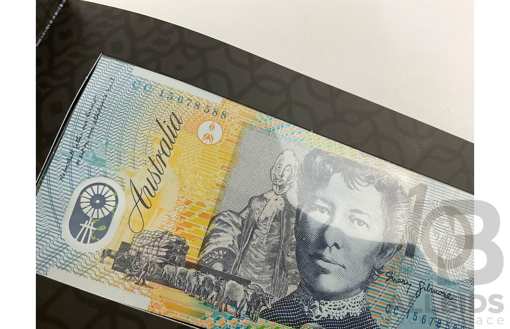 Australian RBA Two Generations of Ten Dollar Notes