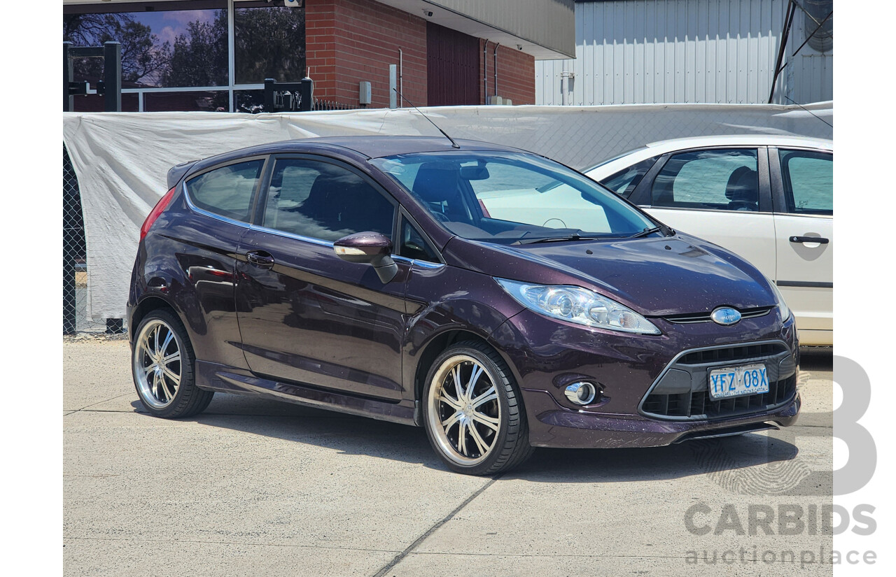 2/2010 Ford Fiesta Zetec WS 3d Hatchback Maroon 1.6L