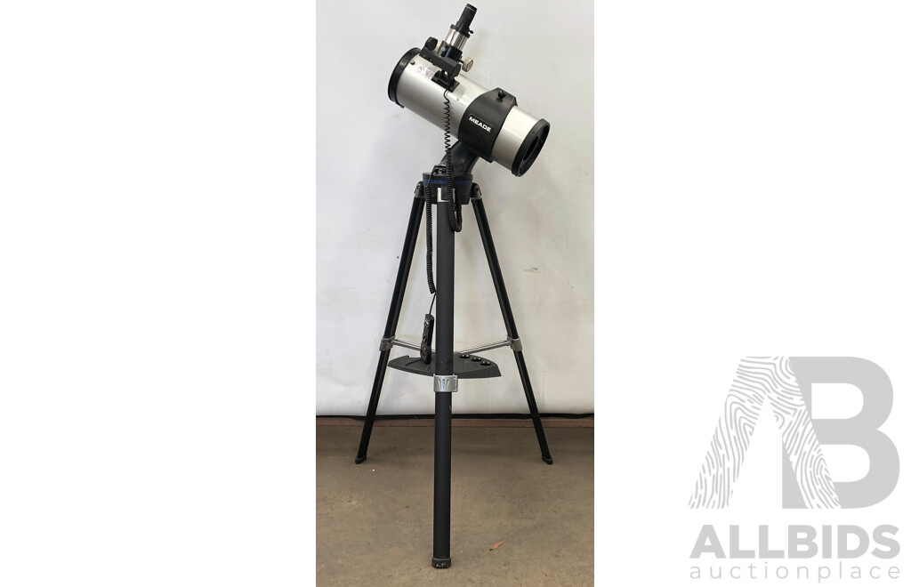 Meade StarNavigator 130mm Reflecting Telescope with AutoStar