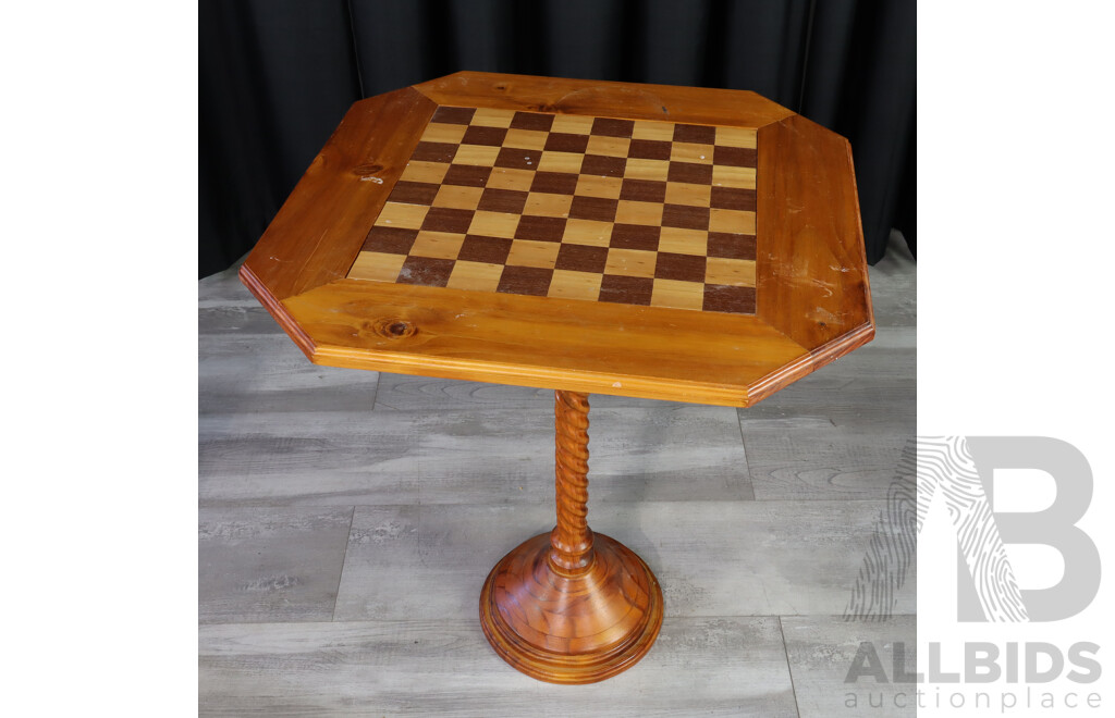 Single Pedestal Side Table with Chess Board Top