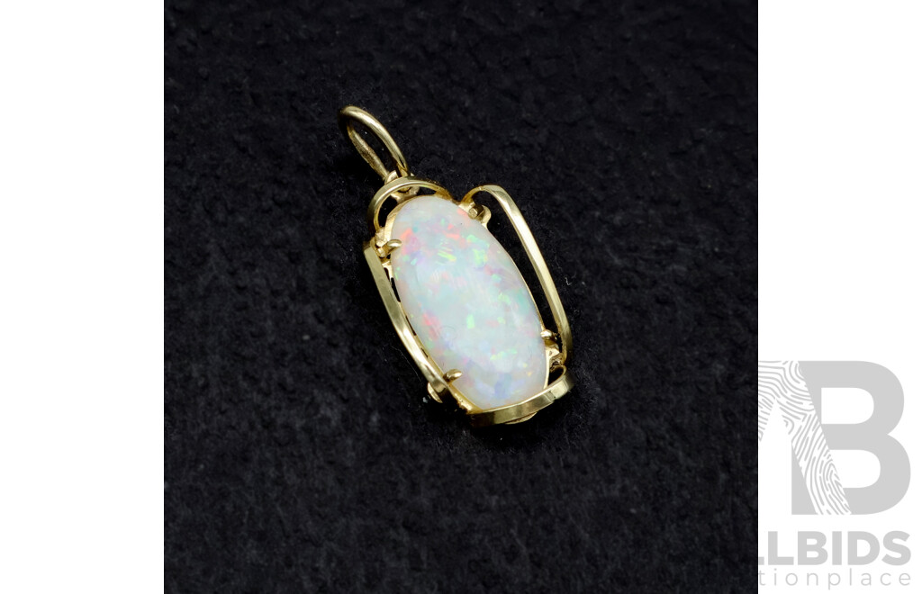 9ct Australian Crystal Opal Pendant, 25mm Including Bale, 1.31 Grams