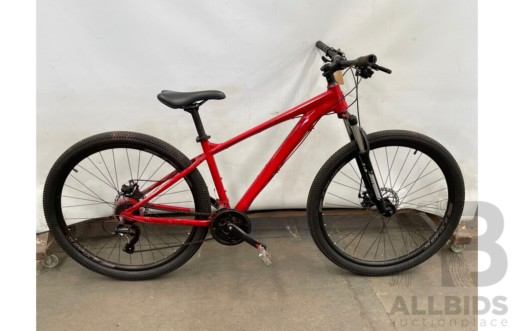 Giant Men's Mountain Bike