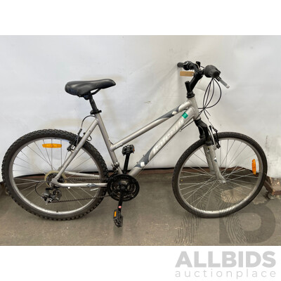 Raleigh Allure Ladies Mountain  Bike