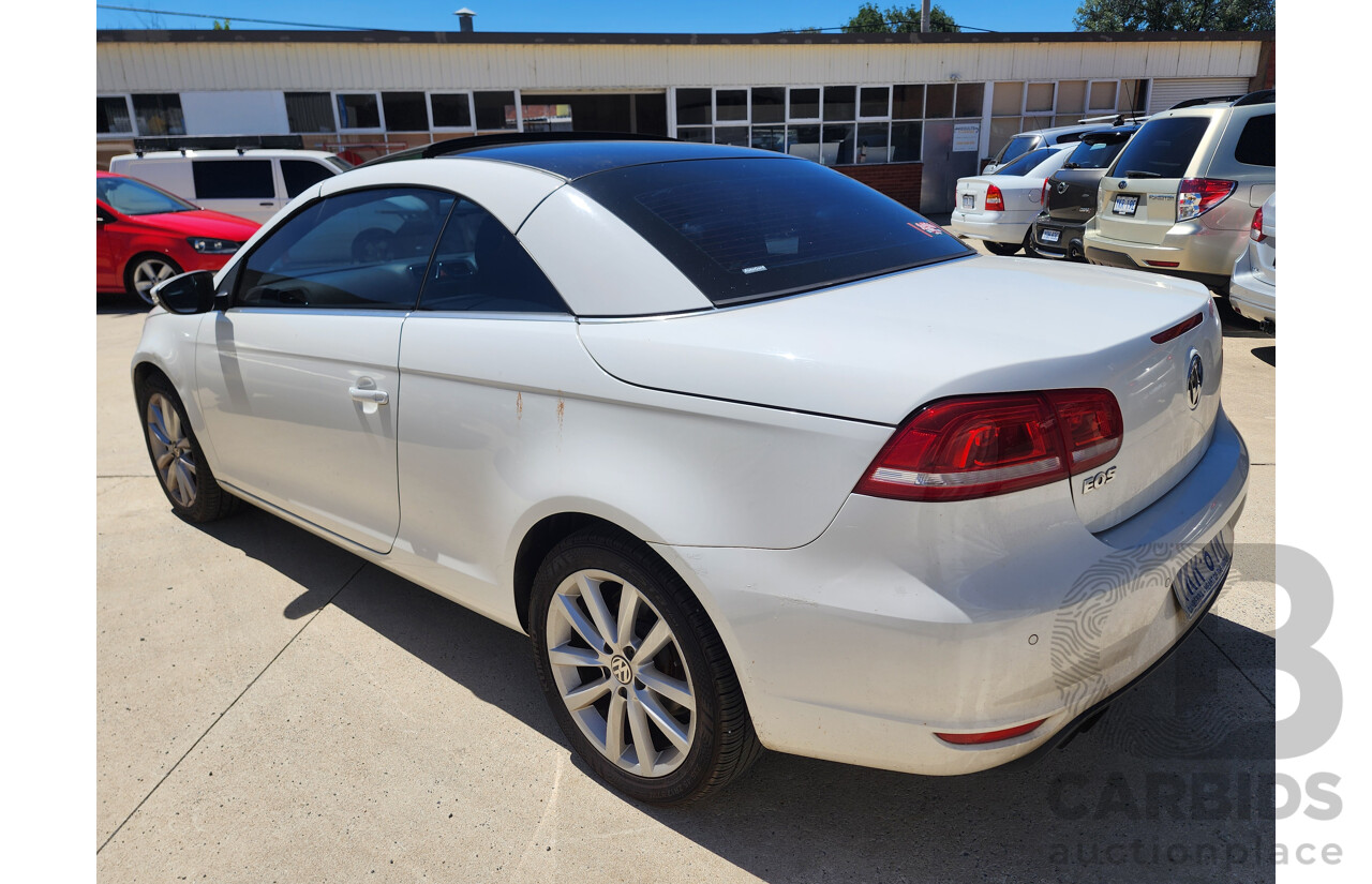 9/2011 Volkswagen EOS 155 TSI 1F MY11 2d Convertible White 2.0L