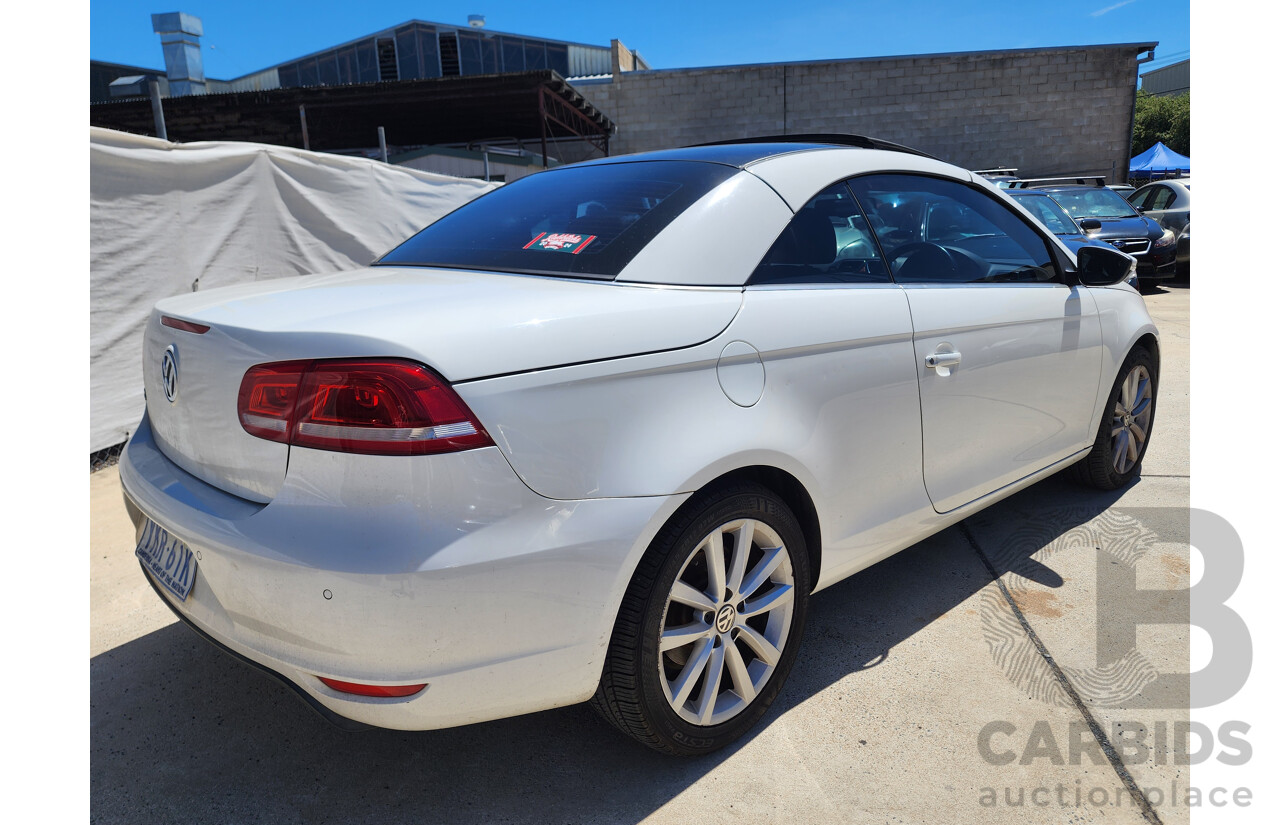 9/2011 Volkswagen EOS 155 TSI 1F MY11 2d Convertible White 2.0L