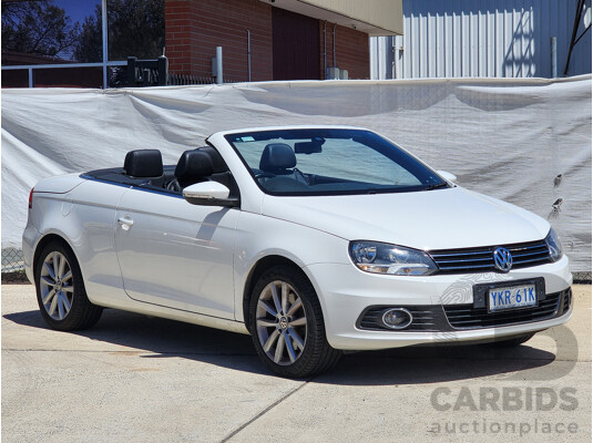 9/2011 Volkswagen EOS 155 TSI 1F MY11 2d Convertible White 2.0L