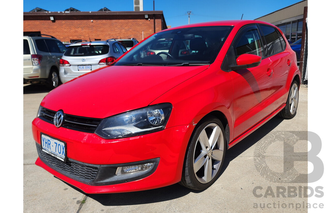 10/2011 Volkswagen Polo 77 TSI Comfortline 6R MY11 5d Hatchback Red 1.2L