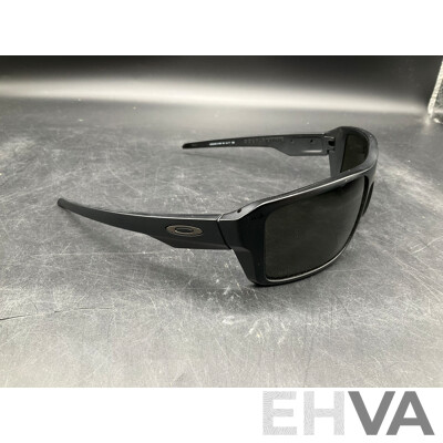 Oakley (OO9380) Double Edge Sunglasses